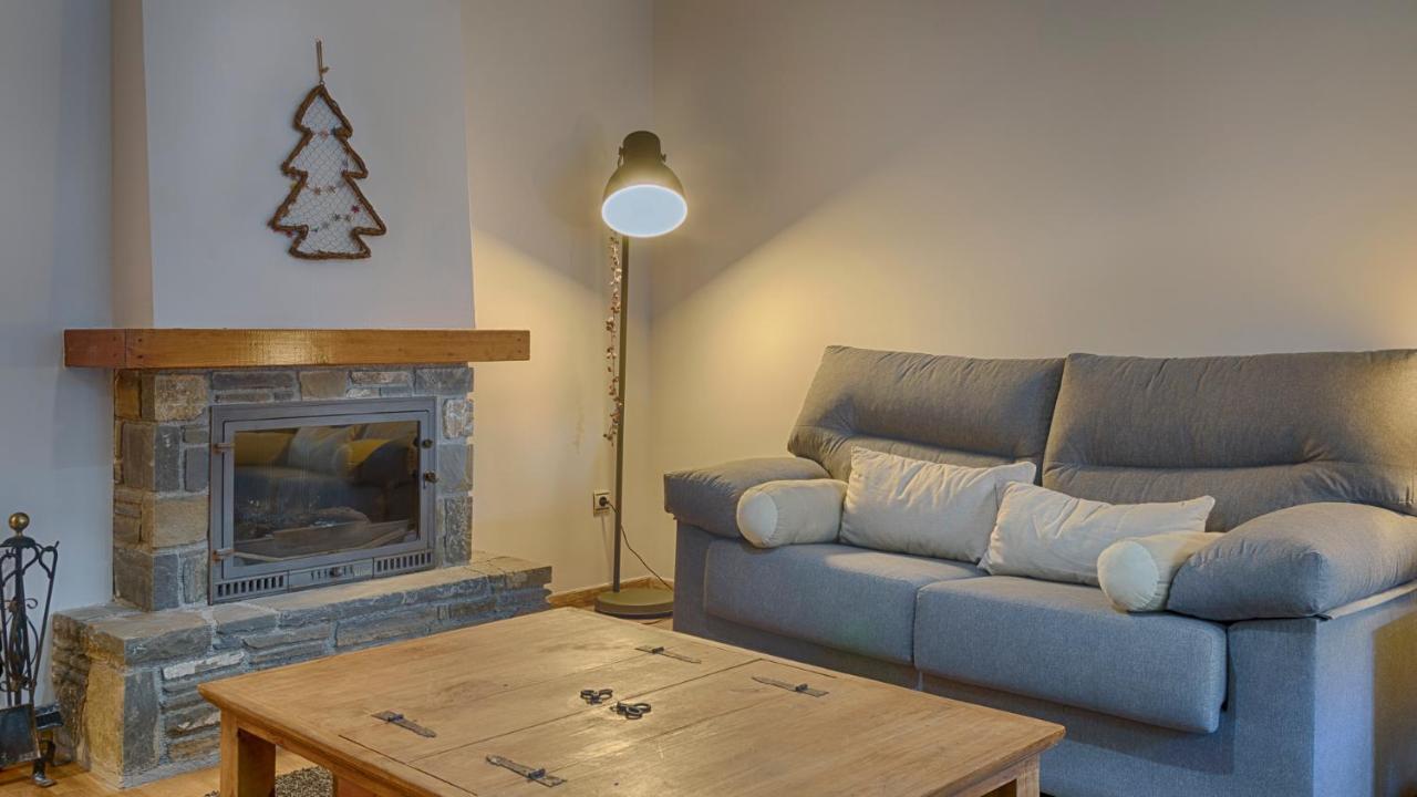 Saplan Real Estate Lin * Les Bordes